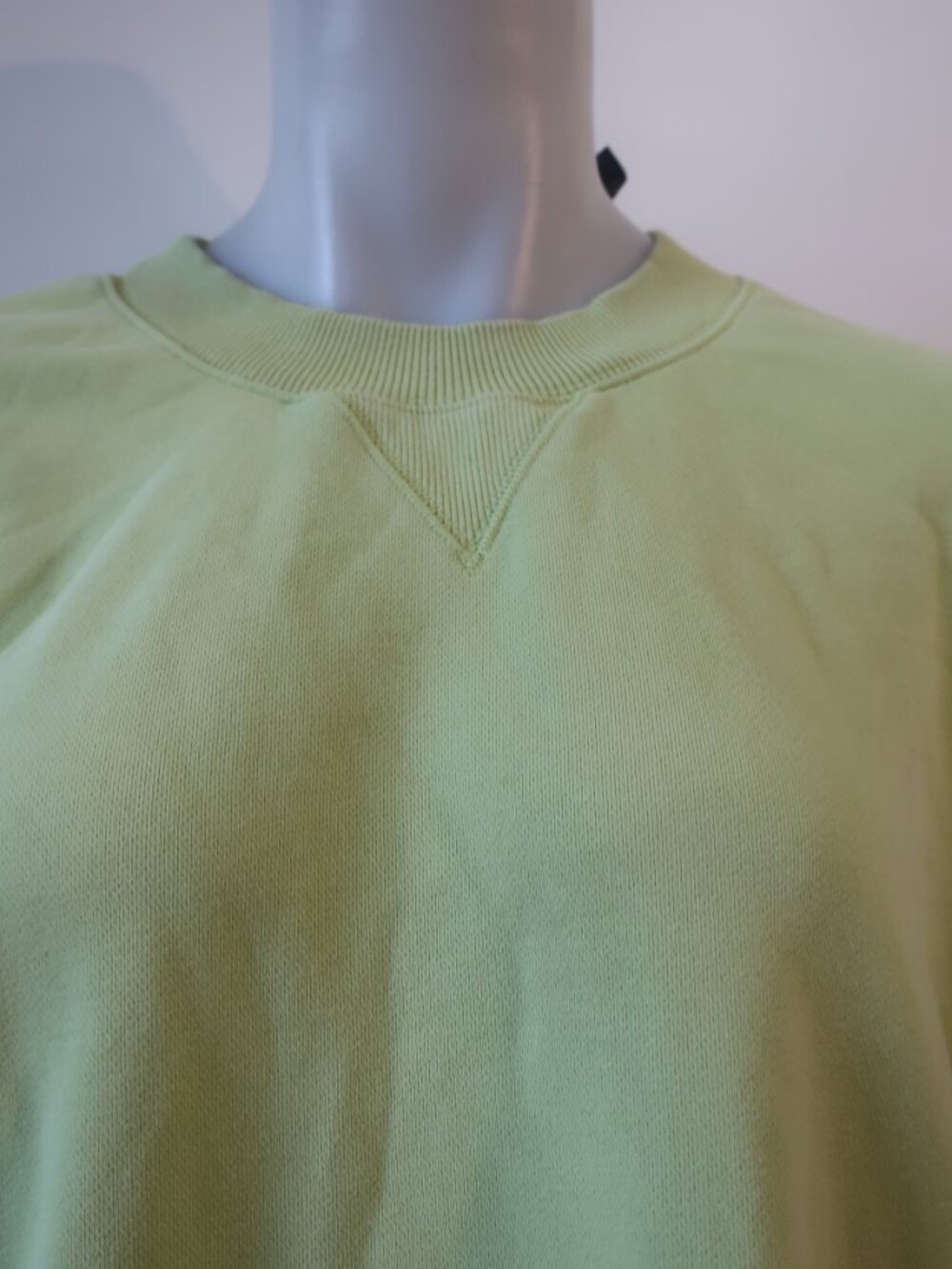 Womens Vuori Chartreuse Green (Item- 37) Crewneck Pullover Sweatshirt Top XL - Picture 2 of 6